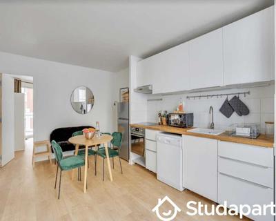 Chambre - 25 m² - 1 pièce