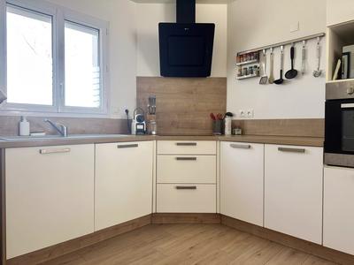 Maison - 83 m² - 4 pièces