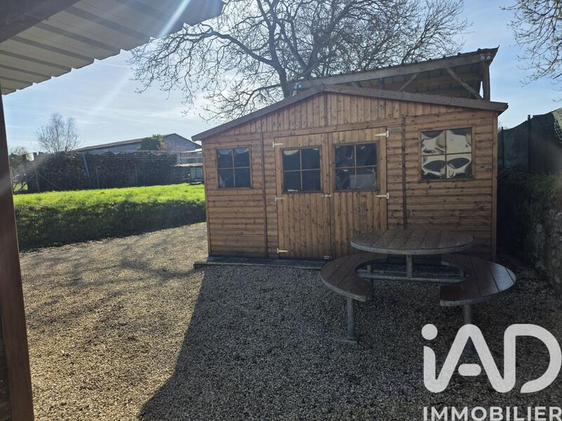 Maison - 176 m² - 7 pièces