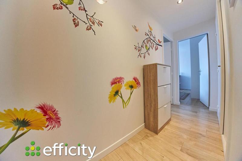 Appartement - 82 m² - 3 pièces