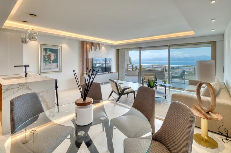 Appartement - 150 m² - 4 pièces