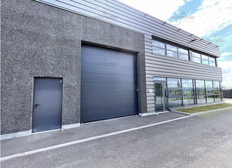 Local d'activité / Entrepôt - 250 m²