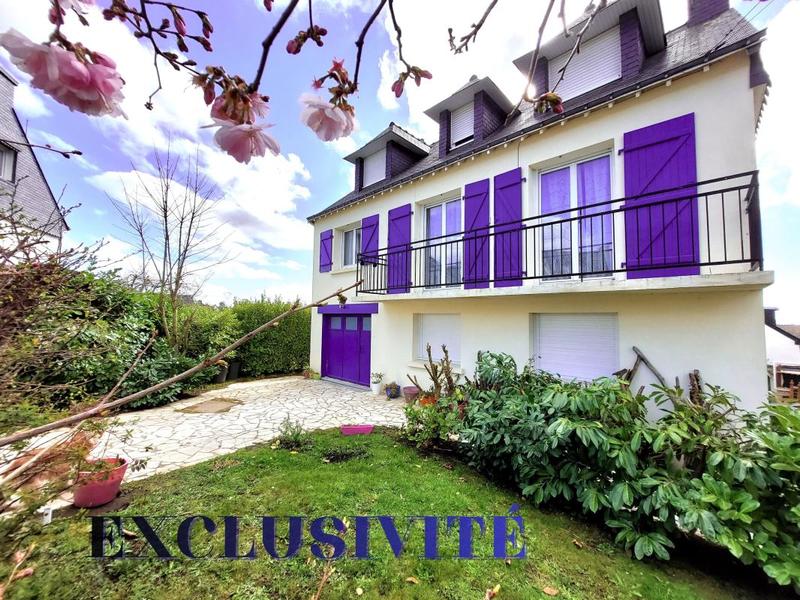 Maison - 140 m² - 8 pièces