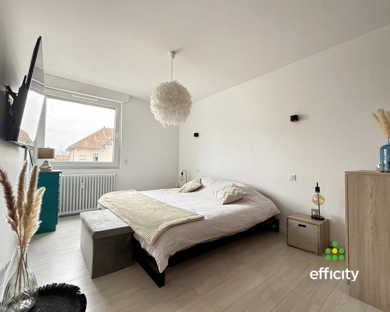 Appartement - 94 m² - 4 pièces