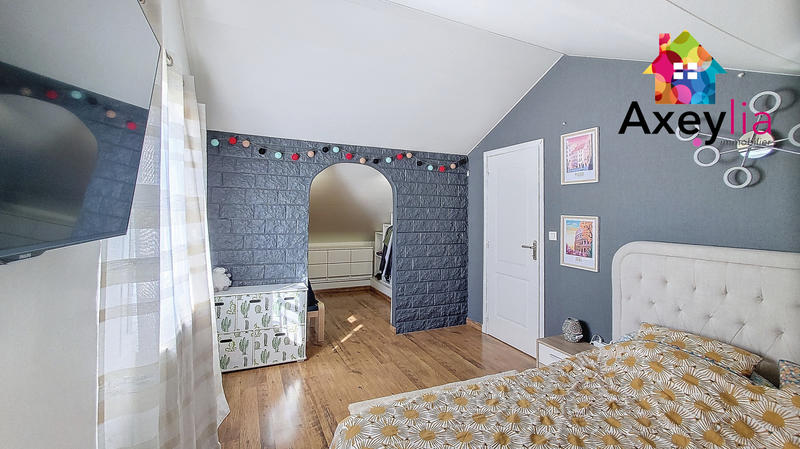 Maison - 108 m² - 5 pièces