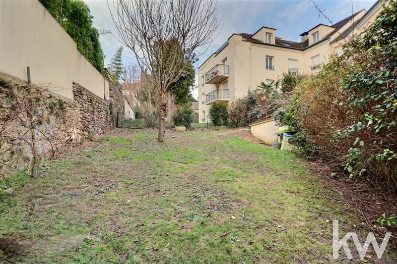 Appartement - 96 m² - 5 pièces