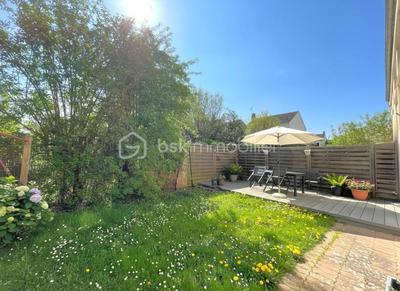 Maison - 98 m² - 6 pièces