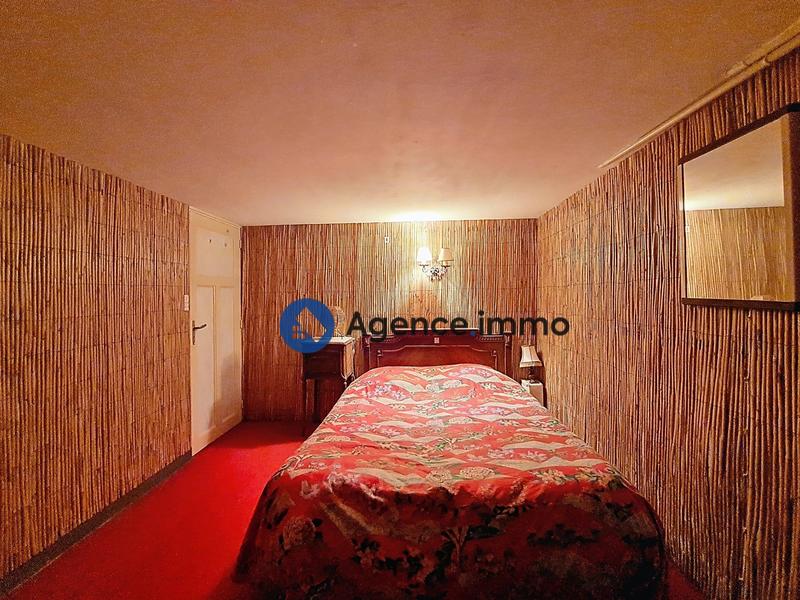 Maison - 168 m² - 8 pièces