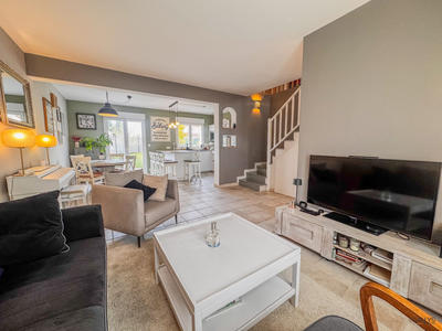 Maison - 96 m² - 6 pièces