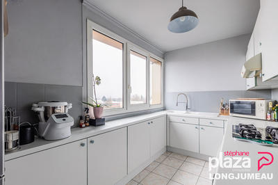 Appartement - 70 m² - 4 pièces