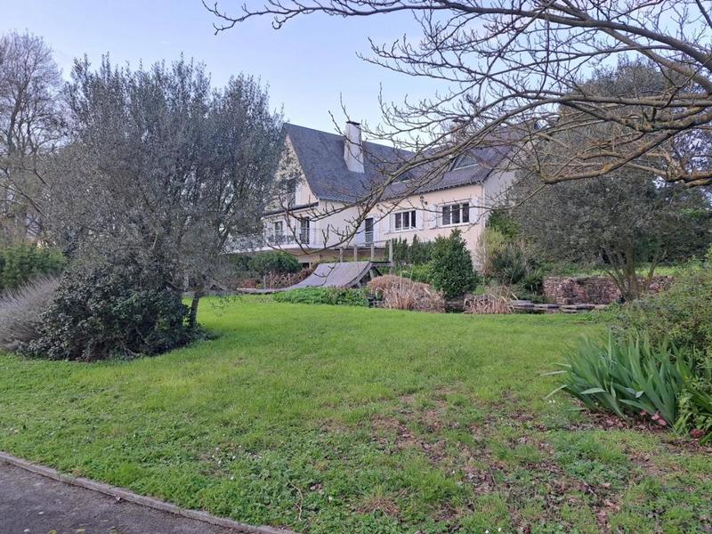 Maison - 309 m² - 10 pièces