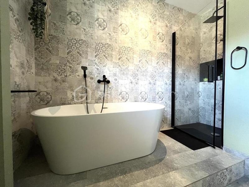 Maison de village - 104 m² - 2 pièces