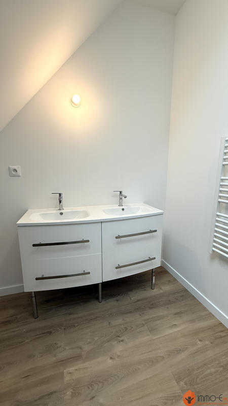 Appartement - 122 m² - 5 pièces