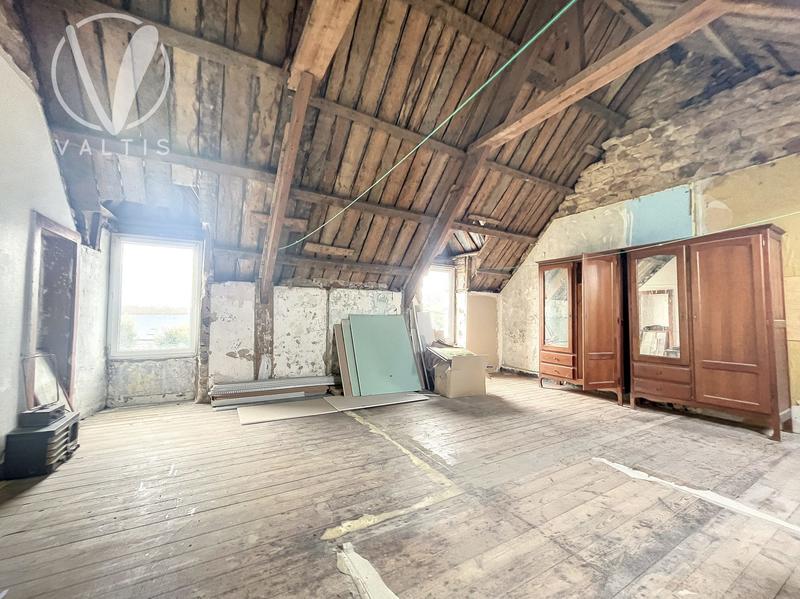 Maison ancienne - 193 m² - 6 pièces