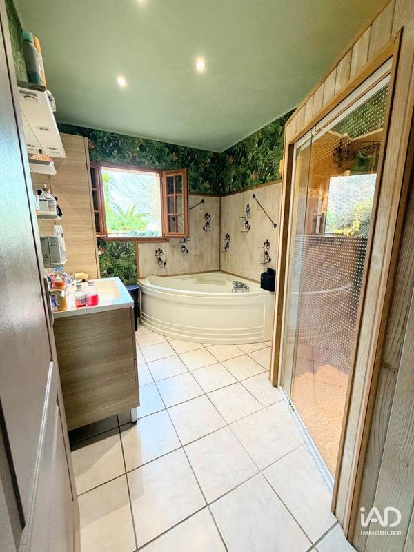 Maison - 121 m² - 4 pièces