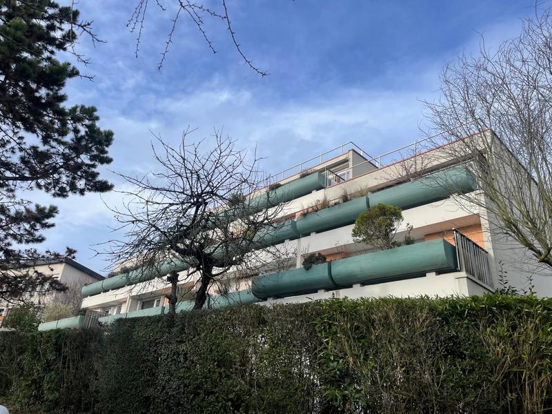 Appartement - 94 m² - 5 pièces