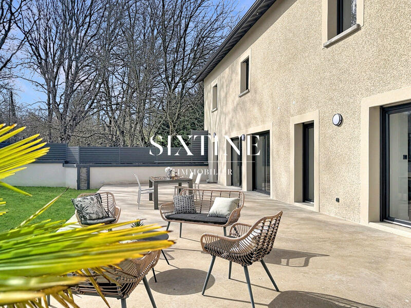 Ferme - 302 m² - 8 pièces