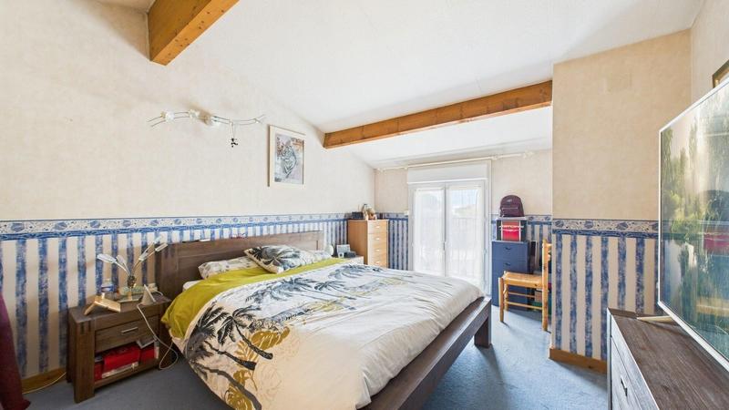 Maison - 141 m² - 5 pièces