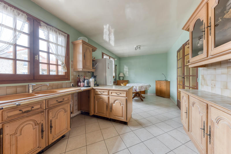 Maison - 151 m² - 7 pièces