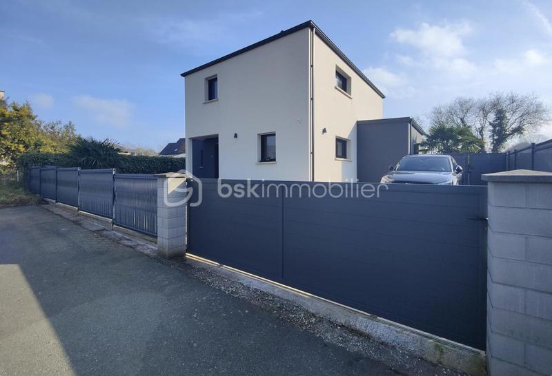 Maison - 152 m² - 6 pièces