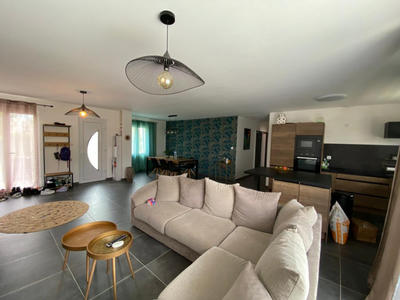 Maison - 170 m² - 7 pièces