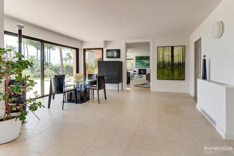 Demeure - 465 m² - 9 pièces