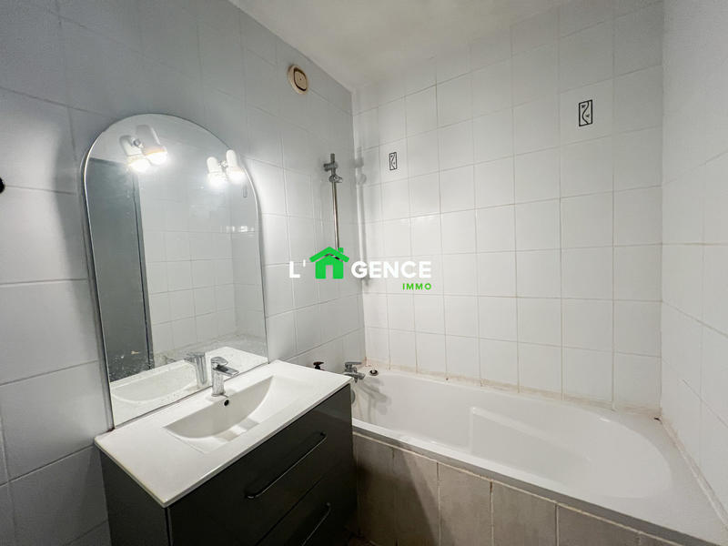 Appartement - 79 m² - 4 pièces