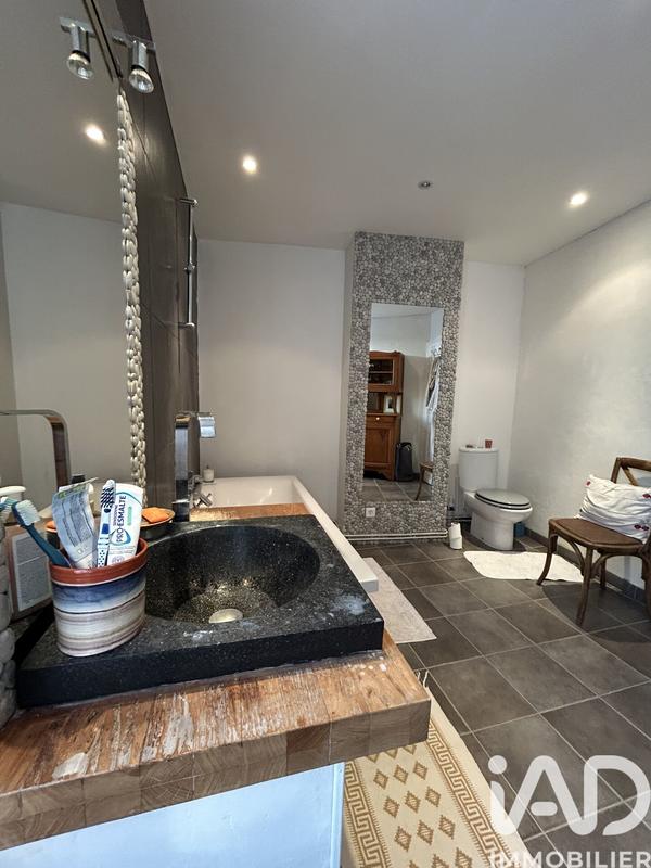 Maison de village - 285 m² - 7 pièces