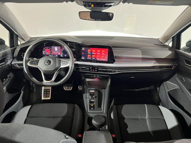 Volkswagen Golf VIII 2.0 Tdi 150 Active Dsg7