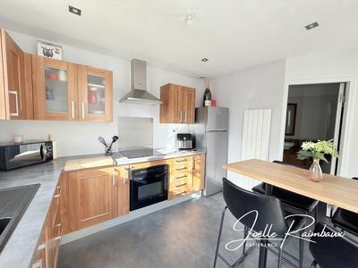 Maison - 65 m² - 3 pièces