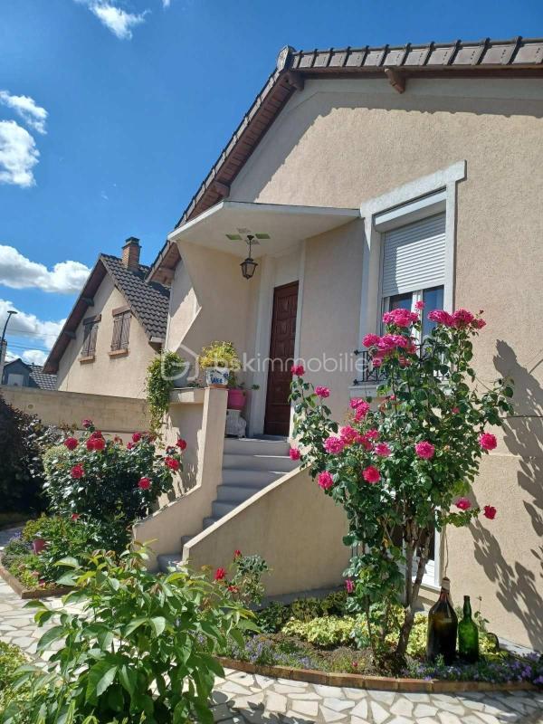 Maison - 61 m² - 4 pièces