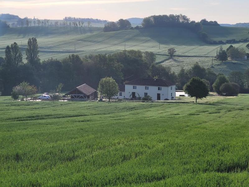 Maison - 180 m² - 7 pièces