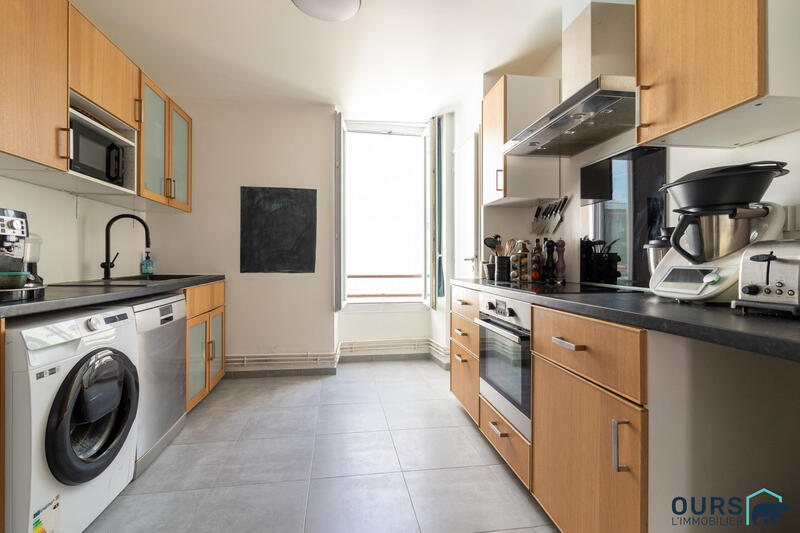 Appartement - 90 m² - 4 pièces