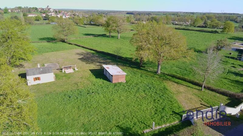 Terrain constructible - 5 296 m²