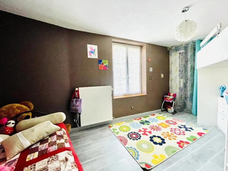 Maison de village - 100 m² - 4 pièces