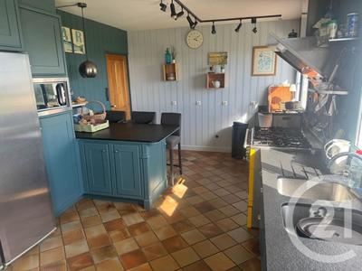 Maison de maîtres - 255 m² - 11 pièces