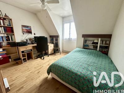 Maison - 101 m² - 5 pièces