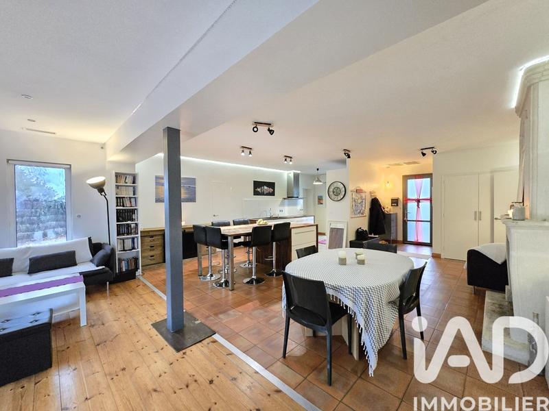 Maison - 163 m² - 6 pièces