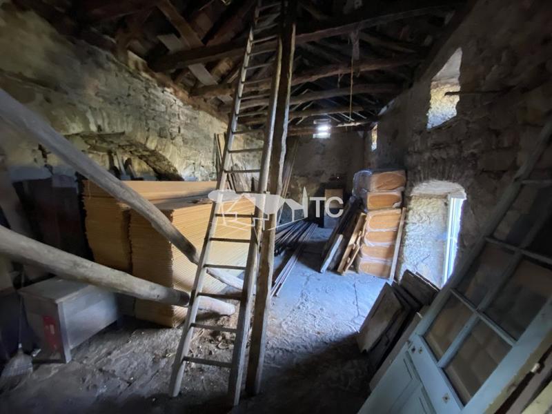 Maison - 258 m² - 7 pièces