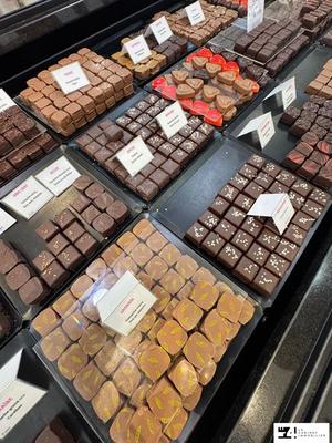 Fonds de commerce - Local commercial - 216 m²