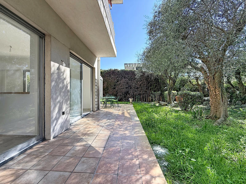 Appartement - 85 m² - 4 pièces