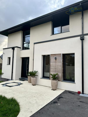 Maison - 160 m² - 7 pièces