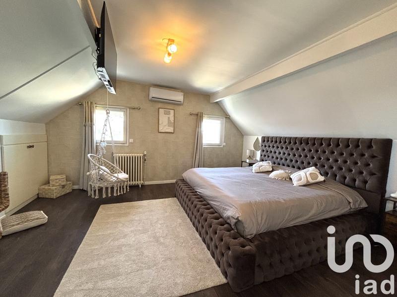 Maison - 178 m² - 7 pièces