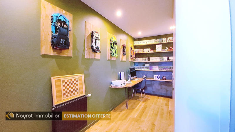 Appartement - 92 m² - 4 pièces