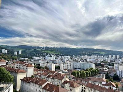 Appartement - 76 m² - 4 pièces