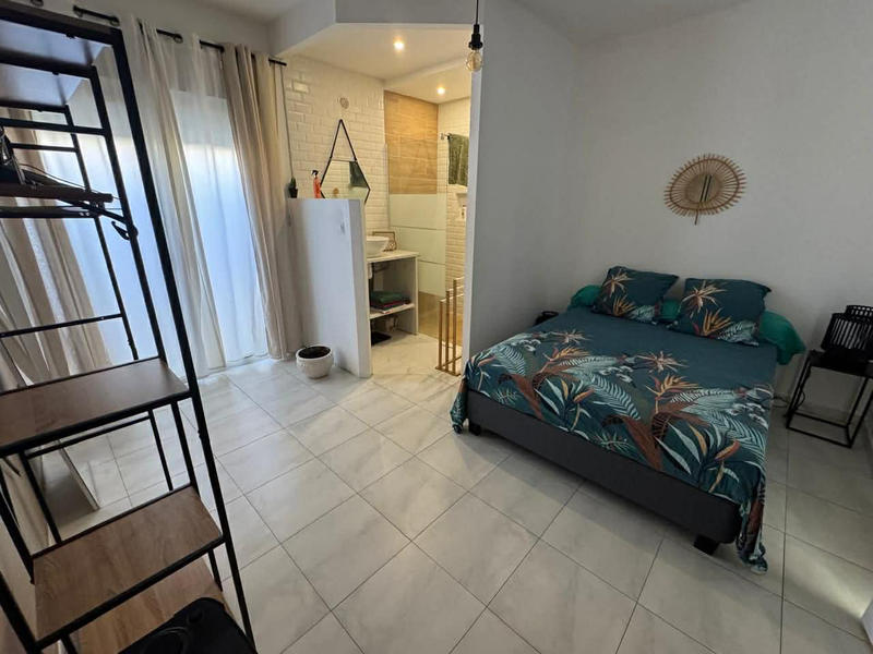 Maison - 197 m² - 8 pièces