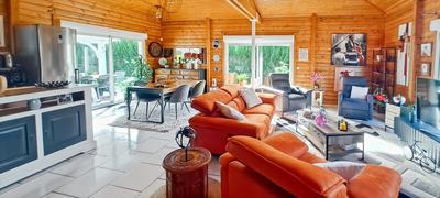 Maison - 108 m² - 4 pièces