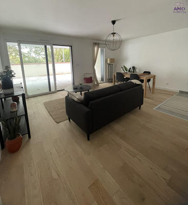 Appartement - 87 m² - 4 pièces