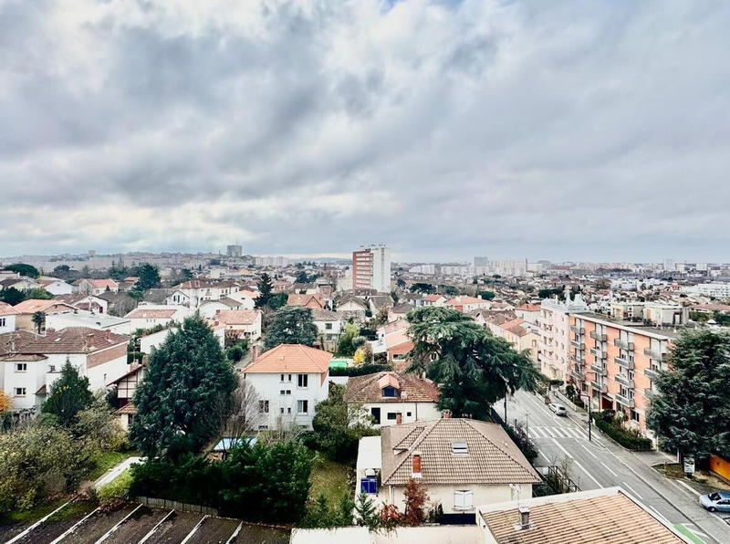 Appartement - 72 m² - 4 pièces