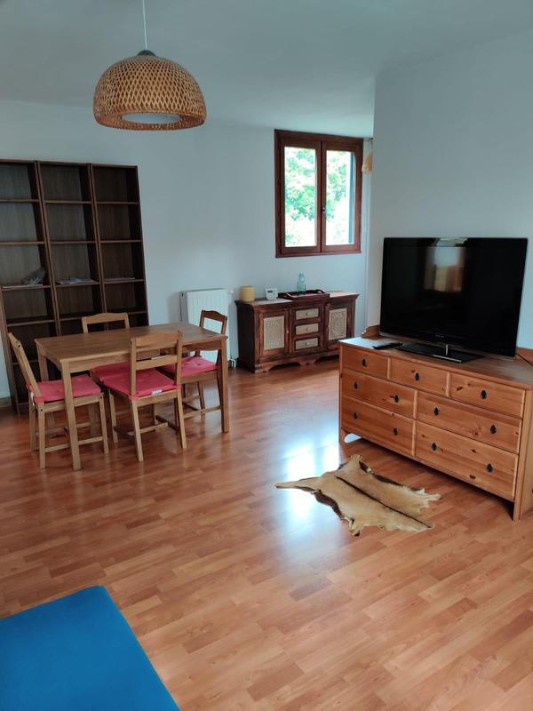 Appartement - 85 m² - 3 pièces